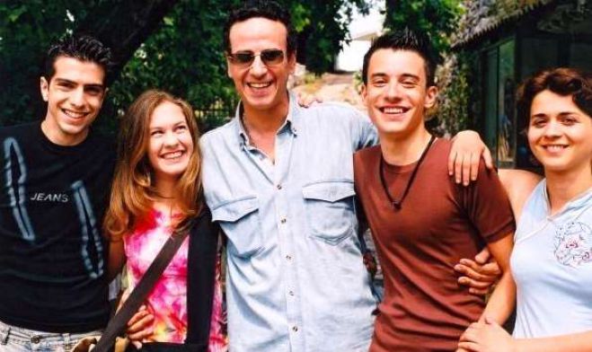 &Epsilon;&pi;&iota;&sigma;&tau;&rho;έ&phi;&epsilon;&iota; &tau;&omicron; "&Kappa;&alpha;&phi;έ &tau;&eta;&sigmaf; &Chi;&alpha;&rho;ά&sigmaf;" &sigma;&tau;&omicron;&nu; Ant1;