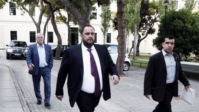 Στον ειδικό ανακριτή ο Μαρινάκης (εικόνες)