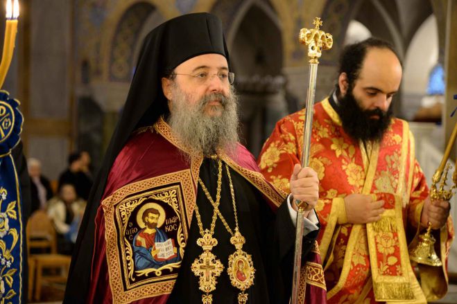 &Pi;&alpha;&tau;&rho;ώ&nu; &Chi;&rho;&upsilon;&sigma;ό&sigma;&tau;&omicron;&mu;&omicron;&sigmaf;: &laquo;&hellip;&Chi;&omega;&rho;ί&sigmaf; &tau;&omicron;&nu; &Theta;&epsilon;ό &delta;&epsilon;&nu; &upsilon;&pi;ά&rho;&chi;&epsilon;&iota; &zeta;&omega;ή, &alpha;&lambda;&lambda;ά &kappa;ό&lambda;&alpha;&sigma;&eta; &kappa;&alpha;&iota; &theta;ά&nu;&alpha;&tau;&omicron;&sigmaf;&raquo;