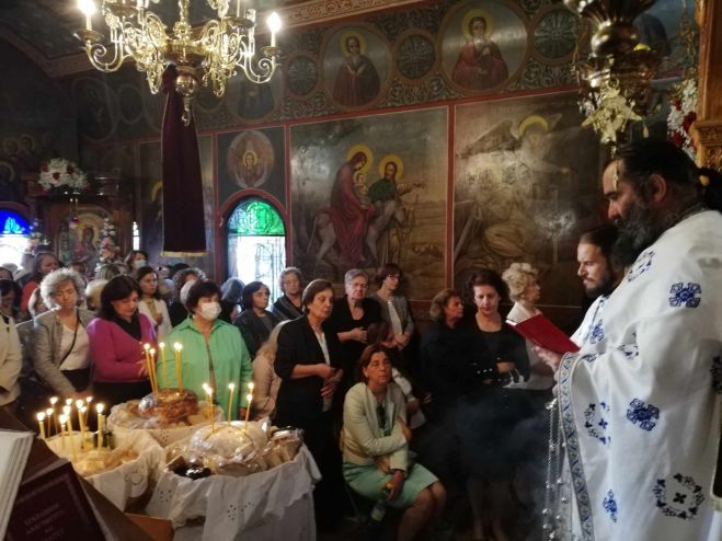 &Epsilon;&omicron;&rho;&tau;ή &Pi;&alpha;&nu;&alpha;&gamma;ί&alpha;&sigmaf; &Gamma;&omicron;&rho;&gamma;&omicron;ϋ&pi;&eta;&kappa;ό&omicron;&upsilon; &sigma;&tau;&eta;&nu; &Tau;&rho;ί&pi;&omicron;&lambda;&eta; (&epsilon;&iota;&kappa;ό&nu;&epsilon;&sigmaf;)