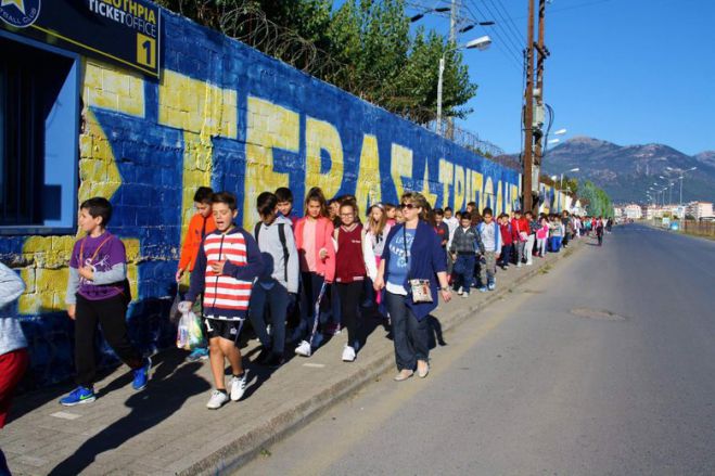 7o &Delta;&eta;&mu;&omicron;&tau;&iota;&kappa;ό &Sigma;&chi;&omicron;&lambda;&epsilon;ί&omicron; &Tau;&rho;ί&pi;&omicron;&lambda;&eta;&sigmaf; | &Epsilon;&kappa;&delta;&rho;&omicron;&mu;ή &sigma;&tau;&omicron; ... "&Theta;&epsilon;ό&delta;&omega;&rho;&omicron;&sigmaf; &Kappa;&omicron;&lambda;&omicron;&kappa;&omicron;&tau;&rho;ώ&nu;&eta;&sigmaf;"! (vd)