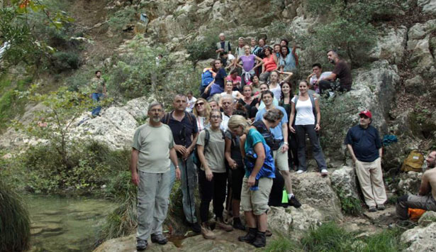 100 πεζοπόροι – ορειβάτες του ΣΑΟΟ εξόρμησαν στην Αρχαία Μεσσήνη (εικόνες)