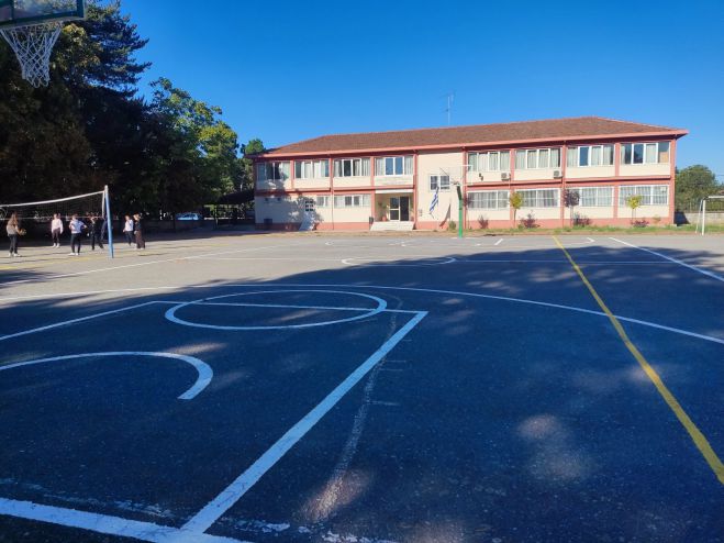 Οικονομική ενίσχυση από την εταιρεία 'Σκλαβενίτης' στο ΓΕΛ Τεγέας