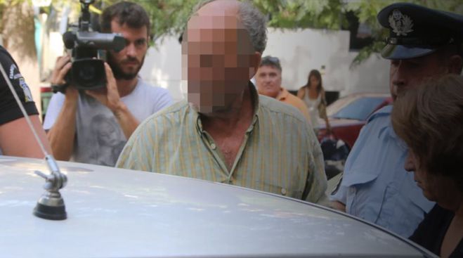 &laquo;&Epsilon;&nu;ώ &omicron; &gamma;&iota;&omicron;&sigmaf; &mu;&omicron;&upsilon; ή&tau;&alpha;&nu; &alpha;&nu;&alpha;ί&sigma;&theta;&eta;&tau;&omicron;&sigmaf;, &tau;&omicron;&nu; &pi;&upsilon;&rho;&omicron;&beta;ό&lambda;&eta;&sigma;&alpha; &kappa;&alpha;&iota; &sigma;&tau;&alpha; &pi;ό&delta;&iota;&alpha;, &gamma;&iota;&alpha; &nu;&alpha; &mu;&eta; &sigma;&eta;&kappa;&omega;&theta;&epsilon;ί...&raquo;