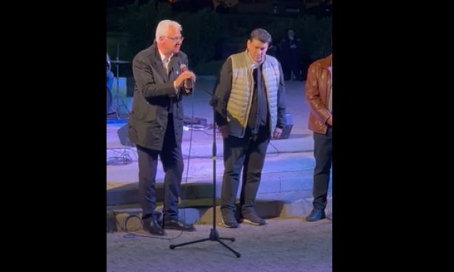 &Eta; &pi;&alpha;&rho;έ&mu;&beta;&alpha;&sigma;&eta; &Sigma;&mu;&upsilon;&rho;&nu;&iota;ώ&tau;&eta; &gamma;&iota;&alpha; &tau;&eta;&nu; &alpha;&nu;&alpha;&gamma;&kappa;&alpha;&iota;ό&tau;&eta;&tau;&alpha; &alpha;&nu;ά&delta;&epsilon;&iota;&xi;&eta;&sigmaf; &tau;&eta;&sigmaf; &pi;&epsilon;&rho;&iota;&omicron;&chi;ή&sigmaf; &Phi;&iota;&lambda;&iota;&kappa;ώ&nu; (vd)