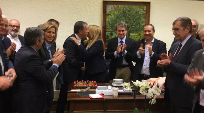 &Eta; &epsilon;&pi;ί&sigma;&eta;&mu;&eta; &pi;&rho;ώ&tau;&eta; &sigma;&tau;&eta; &Beta;&omicron;&upsilon;&lambda;ή: &Delta;&Eta;&Sigma;&Upsilon;- &Pi;&omicron;&tau;ά&mu;&iota;, &Phi;ώ&phi;&eta;- &Sigma;&tau;&alpha;ύ&rho;&omicron;&sigmaf; ... &mu;&alpha;&zeta;ί!