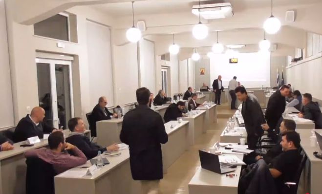 Έληξαν άρον – άρον τη συνεδρίαση του περιφερειακού συμβουλίου όταν τέθηκε θέμα για το 11ο Σύνταγμα Πεζικού της Τρίπολης!