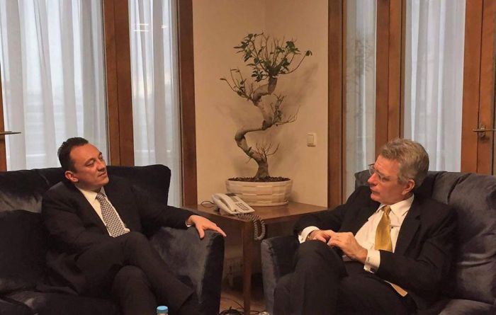 &Mu;&epsilon; &tau;&omicron;&nu; &Alpha;&mu;&epsilon;&rho;&iota;&kappa;&alpha;&nu;ό &Pi;&rho;έ&sigma;&beta;&eta; &sigma;&upsilon;&nu;&alpha;&nu;&tau;ή&theta;&eta;&kappa;&epsilon; &omicron; &Kappa;ώ&sigma;&tau;&alpha;&sigmaf; &Beta;&lambda;ά&sigma;&eta;&sigmaf;!