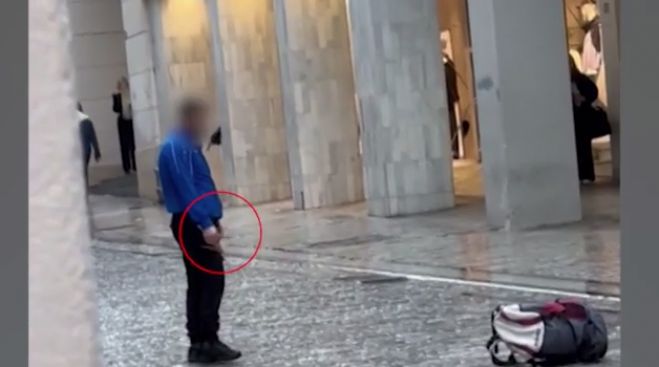 &Tau;&upsilon;&phi;&lambda;ή &epsilon;&pi;ί&theta;&epsilon;&sigma;&eta; &Iota;&rho;&alpha;&kappa;&iota;&nu;&omicron;ύ &sigma;&tau;&eta;&nu; &Epsilon;&rho;&mu;&omicron;ύ: &Chi;&epsilon;&iota;&rho;&omicron;&upsilon;&rho;&gamma;ή&theta;&eta;&kappa;&epsilon; &sigma;&tau;&omicron;&nu; &Epsilon;&upsilon;&alpha;&gamma;&gamma;&epsilon;&lambda;&iota;&sigma;&mu;ό &eta; 22&chi;&rho;&omicron;&nu;&eta;