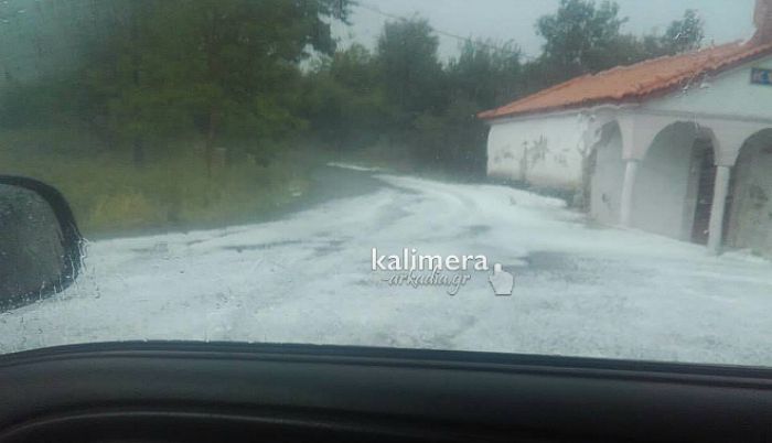 Χαλαζόπτωση &quot;χτύπησε&quot; χωριά του Δήμου Τρίπολης - Σοβαρές ζημιές σε καλλιέργειες (εικόνες)