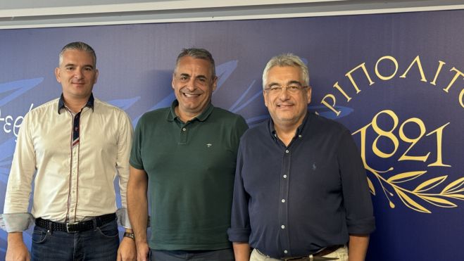 Τζιούμης: «Η Ιστορία πρέπει να μένει ζωντανή, η πόλη έχουμε αξιόλογες δυνάμεις στον πολιτισμό» - Κοινή συνέντευξη τύπου με Βαλασόπουλο και Πιτερό (vd)