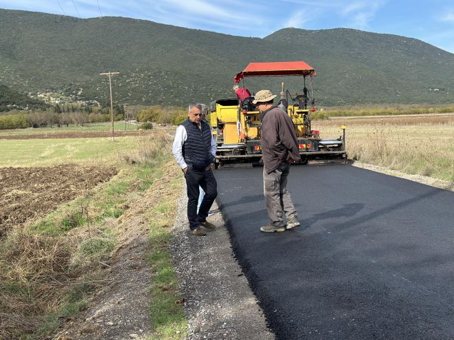 Έ&rho;&gamma;&alpha; &sigma;&tau;&alpha; &chi;&omega;&rho;&iota;ά &tau;&eta;&sigmaf; &Mu;&alpha;&nu;&tau;&iota;&nu;&epsilon;ί&alpha;&sigmaf; | &Tau;&zeta;&iota;&omicron;ύ&mu;&eta;&sigmaf;: &laquo;&Sigma;&tau;&eta;&rho;ί&zeta;&omicron;&upsilon;&mu;&epsilon; &mu;&epsilon; έ&rho;&gamma;&alpha; &tau;&omicron;&nu; &pi;&rho;&omega;&tau;&omicron;&gamma;&epsilon;&nu;ή &tau;&omicron;&mu;έ&alpha;, &tau;&eta; &rho;&alpha;&chi;&omicron;&kappa;&omicron;&kappa;&alpha;&lambda;&iota;ά &tau;&eta;&sigmaf; &tau;&omicron;&pi;&iota;&kappa;ή&sigmaf; &mu;&alpha;&sigmaf; &omicron;&iota;&kappa;&omicron;&nu;&omicron;&mu;ί&alpha;&sigmaf;&raquo;