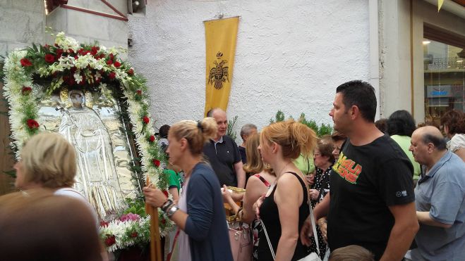 Τρίπολη - Πλήθος πιστών προσκύνησε στο παρεκκλήσι της Αγίας Παρασκευής (εικόνες)