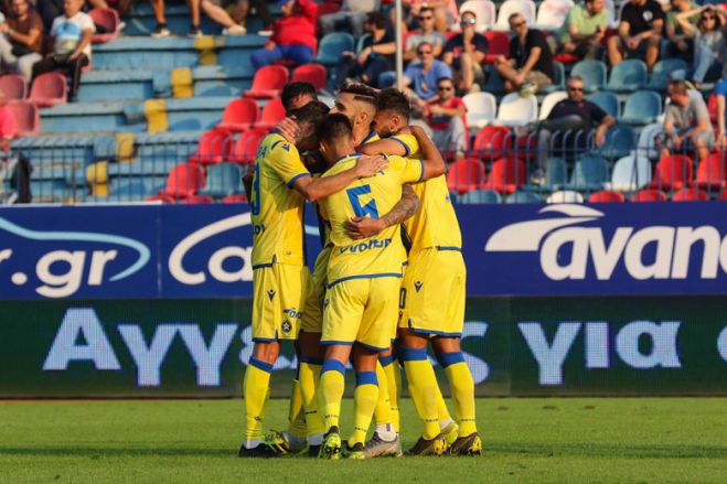 &Sigma;&pi;&omicron;&upsilon;&delta;&alpha;ί&alpha; &epsilon;&kappa;&tau;ό&sigmaf; έ&delta;&rho;&alpha;&sigmaf; &nu;ί&kappa;&eta; &gamma;&iota;&alpha; &tau;&omicron;&nu; &Alpha;&sigma;&tau;έ&rho;&alpha; - &Delta;&epsilon;ί&tau;&epsilon; &tau;&omicron; &gamma;&kappa;&omicron;&lambda;! (vd)