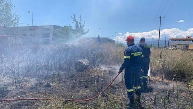 Έσβησε η φωτιά στην Κυνουρία – Παραμένουν στο σημείο δυνάμεις της πυροσβεστικής για τυχον αναζωπυρώσεις