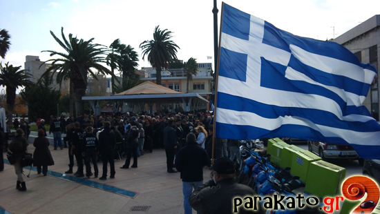 Έ&nu;&alpha;&nu; &tau;ό&nu;&omicron; &kappa;&rho;έ&alpha;&sigmaf; &mu;&omicron;ί&rho;&alpha;&sigma;&epsilon; &eta; &Chi;&rho;&upsilon;&sigma;ή &Alpha;&upsilon;&gamma;ή &sigma;&tau;&eta;&nu; &Kappa;ό&rho;&iota;&nu;&theta;&omicron; (vd)!