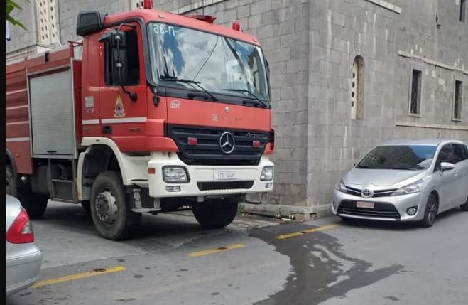 Βυτίνα | Μια λαμπάδα προκάλεσε φωτιά στο Ναό του Αγίου Τρύφωνα