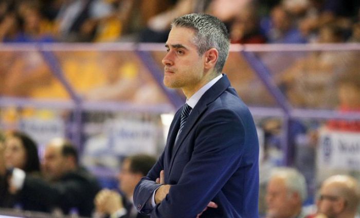 &Iota;&sigma;&tau;&omicron;&rho;&iota;&kappa;ή &pi;&rho;ό&kappa;&rho;&iota;&sigma;&eta; &gamma;&iota;&alpha; &tau;&eta;&nu; &Kappa;ύ&mu;&eta; &tau;&omicron;&upsilon; &Kappa;&alpha;&sigma;&tau;&rho;ί&tau;&eta; &sigma;&tau;&omicron;&upsilon;&sigmaf; "4" &tau;&omicron;&upsilon; &Kappa;&upsilon;&pi;έ&lambda;&lambda;&omicron;&upsilon;! (vd)