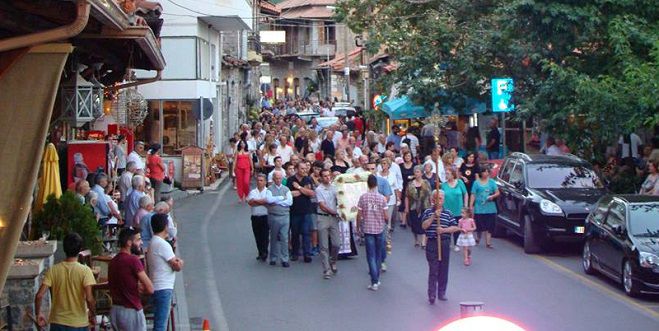 Ο Εσπερινός για την Παναγία στα Λαγκάδια Γορτυνίας (εικόνες)