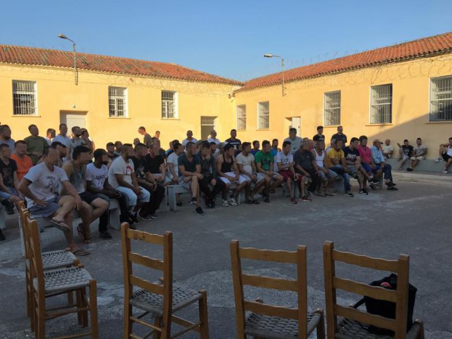 Το συγκρότημα «Τρεις και Μία» στις Αγροτικές Φυλακές Τίρυνθας, σε μια υπέροχη μουσική βραδιά! (εικόνες)
