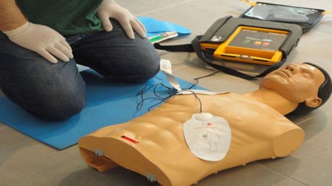 &Epsilon;&xi;&omega;&tau;&epsilon;&rho;&iota;&kappa;&omicron;ύ&sigmaf; &alpha;&pi;&iota;&nu;&iota;&delta;&omega;&tau;έ&sigmaf; &sigma;&tau;&eta;&nu; &Tau;&rho;ί&pi;&omicron;&lambda;&eta; &zeta;ή&tau;&eta;&sigma;&epsilon; &xi;&alpha;&nu;ά &omicron; &Nu;ί&kappa;&omicron;&sigmaf; &Tau;&sigma;&iota;&alpha;&mu;&omicron;ύ&lambda;&omicron;&sigmaf;