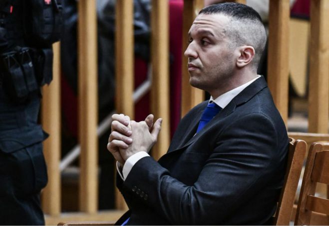 &Alpha;&upsilon;&tau;ή &epsilon;ί&nu;&alpha;&iota; &eta; &tau;&rho;&omicron;&pi;&omicron;&lambda;&omicron;&gamma;ί&alpha; &gamma;&iota;&alpha; &laquo;&mu;&pi;&lambda;ό&kappa;&omicron;&raquo; &sigma;&tau;&eta;&nu; &kappa;ά&theta;&omicron;&delta;&omicron; &tau;&omicron;&upsilon; &kappa;ό&mu;&mu;&alpha;&tau;&omicron;&sigmaf; &Kappa;&alpha;&sigma;&iota;&delta;&iota;ά&rho;&eta; &ndash; &Kappa;&alpha;&tau;&alpha;&tau;έ&theta;&eta;&kappa;&epsilon; &sigma;&tau;&eta; &Beta;&omicron;&upsilon;&lambda;ή