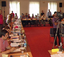 &Lambda;&iota;&gamma;&nu;&iota;&tau;ό&sigma;&eta;&mu;&omicron; &kappa;&alpha;&iota; &Delta;&epsilon;&kappa;ά&zeta;&epsilon;&iota;&omicron; &sigma;&tau;&omicron; &epsilon;&pi;ί&kappa;&epsilon;&nu;&tau;&rho;&omicron; &tau;&omicron;&upsilon; &pi;&epsilon;&rho;&iota;&phi;&epsilon;&rho;&epsilon;&iota;&alpha;&kappa;&omicron;ύ &sigma;&upsilon;&mu;&beta;&omicron;&upsilon;&lambda;ί&omicron;&upsilon;!