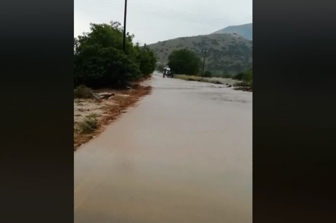 "&Pi;&nu;ί&gamma;&eta;&kappa;&epsilon;" &sigma;&tau;&omicron; &nu;&epsilon;&rho;ό &delta;&rho;ό&mu;&omicron;&sigmaf; &kappa;&omicron;&nu;&tau;ά &sigma;&tau;&eta; &delta;&iota;&alpha;&sigma;&tau;&alpha;ύ&rho;&omega;&sigma;&eta; &tau;&eta;&sigmaf; &Kappa;ώ&mu;&eta;&sigmaf; (vd)