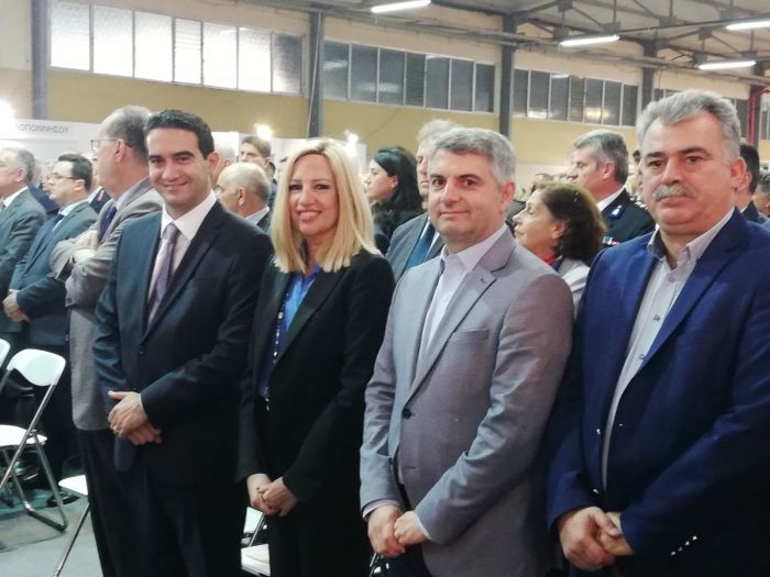 &Gamma;&epsilon;&nu;&nu;&eta;&mu;&alpha;&tau;ά &alpha;&pi;ό &tau;&eta;&nu; &Tau;&rho;ί&pi;&omicron;&lambda;&eta;: "&Omicron; &kappa;ύ&kappa;&lambda;&omicron;&sigmaf; &tau;&eta;&sigmaf; &pi;&omicron;&lambda;&iota;&tau;&iota;&kappa;ή&sigmaf; &epsilon;&pi;ί&theta;&epsilon;&sigma;&eta;&sigmaf; &sigma;&tau;&eta; &Mu;&iota;&kappa;&rho;&omicron;&mu;&epsilon;&sigma;&alpha;ί&alpha; &Epsilon;&pi;&iota;&chi;&epsilon;ί&rho;&eta;&sigma;&eta; &pi;&rho;έ&pi;&epsilon;&iota; &nu;&alpha; &tau;&epsilon;&lambda;&epsilon;&iota;ώ&sigma;&epsilon;&iota;"