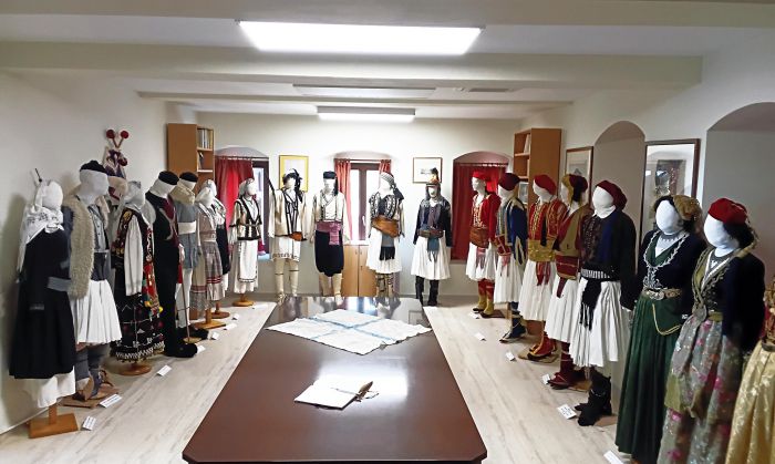 Καρύταινα | 10η ετήσια έκθεση των παραδοσιακών φορεσιών