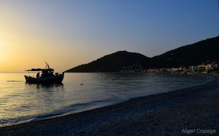 &Xi;&eta;&mu;έ&rho;&omega;&mu;&alpha; &sigma;&tau;&eta;&nu; &pi;&alpha;&rho;&alpha;&lambda;ί&alpha; &tau;&omicron;&upsilon; &Tau;&upsilon;&rho;&omicron;ύ - Ό&mu;&omicron;&rho;&phi;&epsilon;&sigmaf; &epsilon;&iota;&kappa;ό&nu;&epsilon;&sigmaf;!