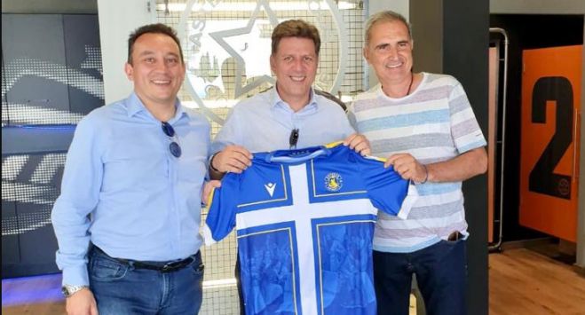 &Mu;&epsilon; &tau;&eta; &phi;&alpha;&nu;έ&lambda;&alpha; &tau;&omicron;&upsilon; &Alpha;&sigma;&tau;έ&rho;&alpha; &omicron; &Mu;&iota;&lambda;&tau;&iota;ά&delta;&eta;&sigmaf; &Beta;&alpha;&rho;&beta;&iota;&tau;&sigma;&iota;ώ&tau;&eta;&sigmaf;!