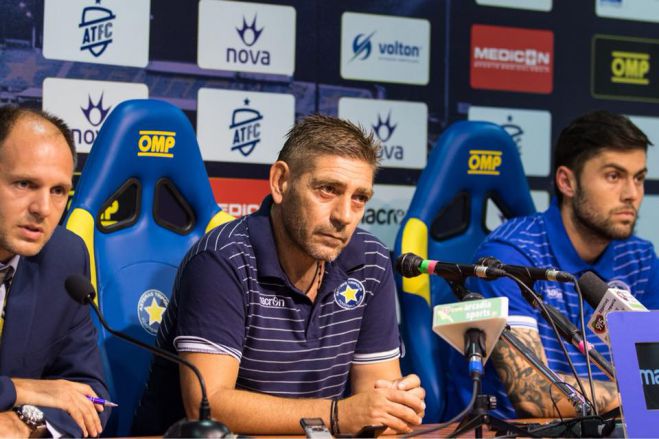 "&Epsilon;ί&mu;&alpha;&sigma;&tau;&epsilon; έ&tau;&omicron;&iota;&mu;&omicron;&iota; &gamma;&iota;&alpha; &tau;&eta;&nu; &pi;&rho;ό&kappa;&rho;&iota;&sigma;&eta;" &lambda;έ&nu;&epsilon; &sigma;&tau;&omicron;&nu; &Alpha;&sigma;&tau;έ&rho;&alpha; (vd)