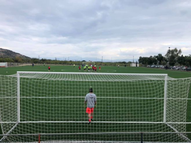 &Kappa;&omicron;&rho;&alpha;&kappa;&omicron;&beta;&omicron;ύ&nu;&iota;: "&Lambda;&upsilon;&pi;&omicron;ύ&mu;&alpha;&sigma;&tau;&epsilon; &gamma;&iota;&alpha; &tau;&eta; &sigma;&upsilon;&mu;&pi;&epsilon;&rho;&iota;&phi;&omicron;&rho;ά &tau;&omicron;&upsilon; &kappa;. &Lambda;&alpha;&lambda;&omicron;&upsilon;&delta;ά&kappa;&eta;. &Omicron;&phi;&epsilon;ί&lambda;&epsilon;&iota; &mu;&iota;&alpha; &sigma;&upsilon;&gamma;&nu;ώ&mu;&eta;"