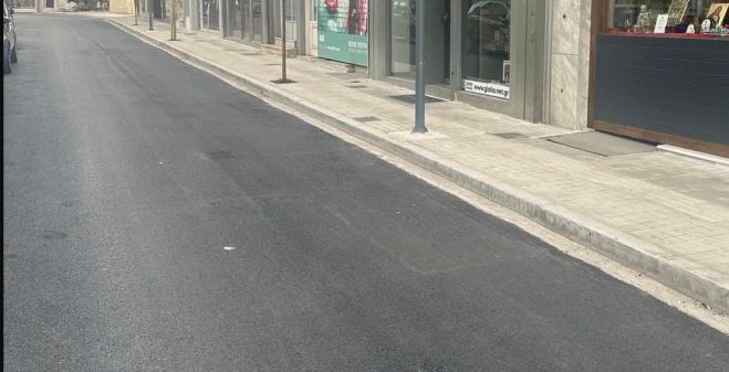 &Tau;&rho;ί&pi;&omicron;&lambda;&eta; | &Alpha;&sigma;&phi;&alpha;&lambda;&tau;&omicron;&sigma;&tau;&rho;ώ&sigma;&epsilon;&iota;&sigmaf; &sigma;&tau;&iota;&sigmaf; &omicron;&delta;&omicron;ύ&sigmaf; "&Gamma;&epsilon;&omega;&rho;&gamma;ί&omicron;&upsilon; &Alpha;'" &kappa;&alpha;&iota; "&Eta;&pi;&epsilon;ί&rho;&omicron;&upsilon;" (&epsilon;&iota;&kappa;ό&nu;&epsilon;&sigmaf;)