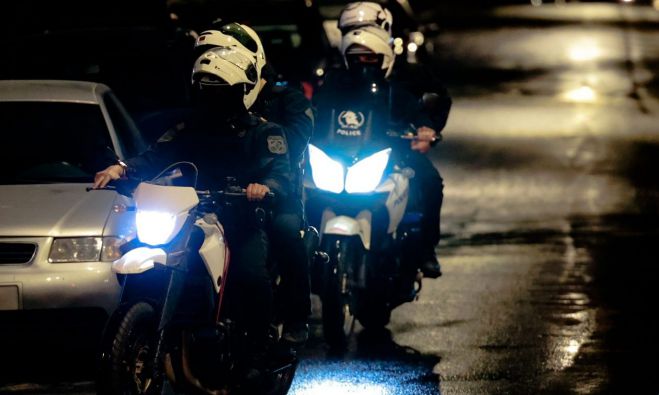 &Pi;ά&tau;&rho;&alpha; | O&mu;ά&delta;&alpha; &Rho;&omicron;&mu;ά &epsilon;&pi;&iota;&tau;έ&theta;&eta;&kappa;&epsilon; &sigma;&epsilon; &delta;ύ&omicron; &nu;&epsilon;&alpha;&rho;&omicron;ύ&sigmaf; &ndash; &Tau;&omicron;&upsilon;&sigmaf; &xi;&upsilon;&lambda;&omicron;&kappa;ό&pi;&eta;&sigma;&alpha;&nu; &kappa;&alpha;&iota; &tau;&omicron;&upsilon;&sigmaf; &alpha;&pi;&epsilon;ί&lambda;&eta;&sigma;&alpha;&nu; &mu;&epsilon; &kappa;&alpha;&tau;&sigma;&alpha;&beta;ί&delta;&iota;