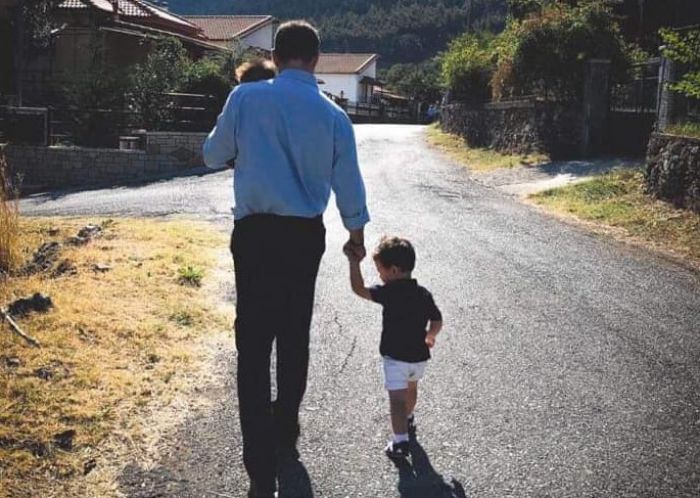 &Tau;&alpha; "&epsilon;&upsilon;&chi;&alpha;&rho;&iota;&sigma;&tau;ώ" &tau;&omicron;&upsilon; &Pi;&alpha;&nu;&alpha;&gamma;&iota;ώ&tau;&eta; &Pi;&alpha;&pi;&alpha;&chi;&rho;ό&nu;&eta; &gamma;&iota;&alpha; &tau;&alpha; 5 &chi;&rho;ό&nu;&iota;&alpha; &sigma;&tau;&omicron;&nu; &Delta;ή&mu;&omicron; &Tau;&rho;ί&pi;&omicron;&lambda;&eta;&sigmaf;