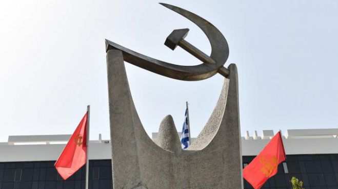 &Kappa;&Kappa;&Epsilon;: &laquo;&Eta; &pi;&rho;&alpha;&gamma;&mu;&alpha;&tau;&iota;&kappa;ή &lambda;ί&sigma;&tau;&alpha; &tau;&omega;&nu; &pi;&alpha;&rho;&alpha;&kappa;&omicron;&lambda;&omicron;&upsilon;&theta;ή&sigma;&epsilon;&omega;&nu; &epsilon;ί&nu;&alpha;&iota; &pi;&omicron;&lambda;ύ &mu;&epsilon;&gamma;&alpha;&lambda;ύ&tau;&epsilon;&rho;&eta;&raquo;