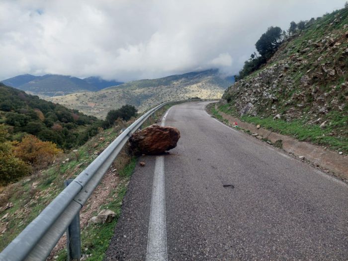 &Epsilon;&pi;&epsilon;&rho;ώ&tau;&eta;&sigma;&eta; &Gamma;&iota;&alpha;&nu;&nu;&alpha;&kappa;&omicron;ύ&rho;&alpha; &gamma;&iota;&alpha; &kappa;&alpha;&kappa;&omicron;&tau;&epsilon;&chi;&nu;ί&epsilon;&sigmaf; &sigma;&epsilon; &delta;ύ&omicron; &omicron;&delta;&iota;&kappa;ά έ&rho;&gamma;&alpha; &sigma;&tau;&eta;&nu; &Alpha;&rho;&kappa;&alpha;&delta;ί&alpha;