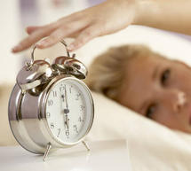 &Eta; έ&lambda;&lambda;&epsilon;&iota;&psi;&eta; ύ&pi;&nu;&omicron;&upsilon; &kappa;&alpha;&iota; &tau;&omicron; &xi;&upsilon;&pi;&nu;&eta;&tau;ή&rho;&iota; &pi;&alpha;&chi;&alpha;ί&nu;&omicron;&upsilon;&nu;!