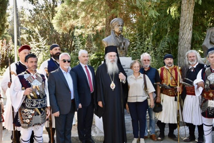 Νικηταράς | Αρχιερατικό μνημόσυνο και ομιλία Πραχαλιά στην Τρίπολη για το "καμάρι των Ελλήνων" (εικόνες - βίντεο)
