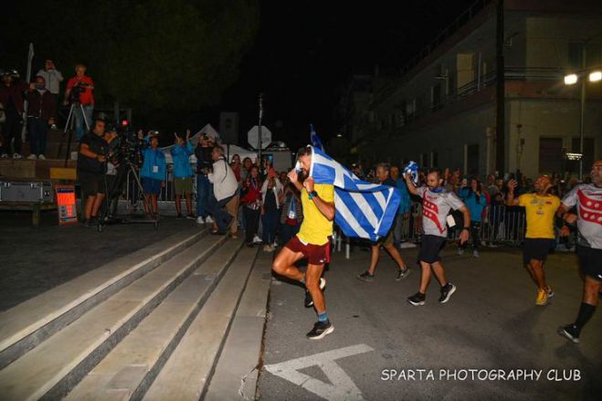 Ιστορία έγραψε ο Φώτης Ζησιμόπουλος, νικητής και στο ΣΠΑΡΤΑΘΛΟΝ 2022