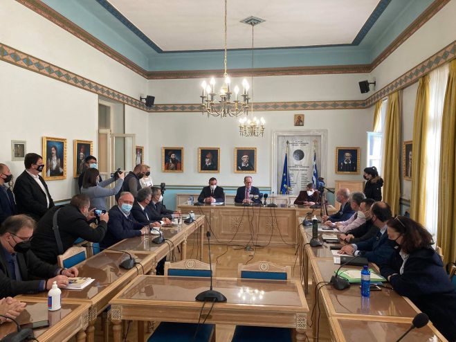 Έ&rho;&gamma;&alpha; &Epsilon;&Sigma;&Pi;&Alpha; | &Omicron; &Tau;&alpha;&tau;&omicron;ύ&lambda;&eta;&sigmaf; &kappa;&alpha;&tau;&eta;&gamma;&omicron;&rho;&epsilon;ί &gamma;&iota;&alpha; &pi;&rho;&omicron;&pi;&alpha;&gamma;ά&nu;&delta;&alpha; &tau;&omicron;&nu; &Nu;ί&kappa;&alpha; - &Tau;&iota; &epsilon;ί&pi;&epsilon; &gamma;&iota;&alpha; &tau;&eta;&nu; &kappa;&epsilon;&nu;&tau;&rho;&iota;&kappa;ή &pi;&lambda;&alpha;&tau;&epsilon;ί&alpha; &tau;&eta;&sigmaf; &Tau;&rho;ί&pi;&omicron;&lambda;&eta;&sigmaf;