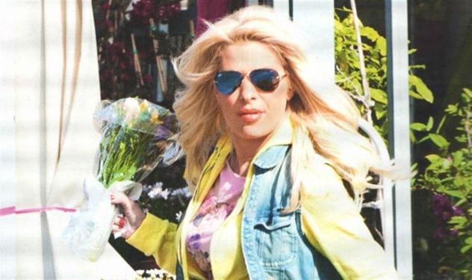 &Epsilon;. &Mu;&epsilon;&nu;&epsilon;&gamma;ά&kappa;&eta;: &Tau;&alpha;&xi;ί&delta;&iota; - &alpha;&sigma;&tau;&rho;&alpha;&pi;ή &sigma;&tau;&eta;&nu; &Tau;&rho;ί&pi;&omicron;&lambda;&eta; &gamma;&iota;&alpha; &tau;&omicron;&nu; &Mu;&alpha;&tau;έ&omicron;!