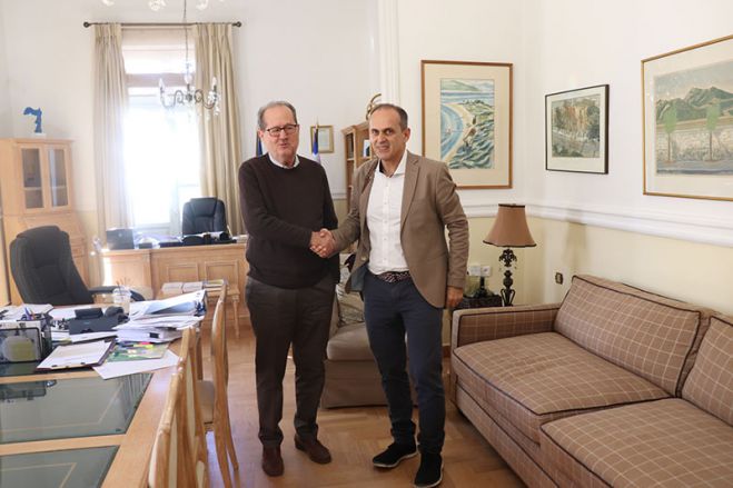 &Epsilon;&kappa;&delta;&eta;&lambda;ώ&sigma;&epsilon;&iota;&sigmaf; &tau;&eta;&sigmaf; &Pi;&epsilon;&rho;&iota;&phi;έ&rho;&epsilon;&iota;&alpha;&sigmaf; &Pi;&epsilon;&lambda;&omicron;&pi;&omicron;&nu;&nu;ή&sigma;&omicron;&upsilon; &gamma;&iota;&alpha; &tau;&eta;&nu; &epsilon;&pi;έ&tau;&epsilon;&iota;&omicron; &tau;&omega;&nu; 200 &chi;&rho;ό&nu;&omega;&nu; &alpha;&pi;ό &tau;&omicron; 1821