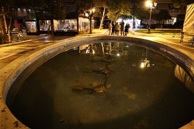 &Sigma;&epsilon; &kappa;&rho;ί&sigma;&iota;&mu;&eta; &kappa;&alpha;&tau;ά&sigma;&tau;&alpha;&sigma;&eta; &tau;&omicron; &kappa;&omicron;&rho;&iota;&tau;&sigma;ά&kappa;&iota; &pi;&omicron;&upsilon; έ&pi;&epsilon;&sigma;&epsilon; &sigma;&epsilon; &sigma;&iota;&nu;&tau;&rho;&iota;&beta;ά&nu;&iota; &sigma;&tau;&eta;&nu; &Kappa;&alpha;&lambda;&lambda;&iota;&theta;έ&alpha; &ndash; &Omicron;&iota; &gamma;&iota;&alpha;&tau;&rho;&omicron;ί έ&delta;&iota;&nu;&alpha;&nu; &mu;ά&chi;&eta; &epsilon;&pi;ί 40 &lambda;&epsilon;&pi;&tau;ά &gamma;&iota;&alpha; &nu;&alpha; &kappa;&rho;&alpha;&tau;&eta;&theta;&epsilon;ί &sigma;&tau;&eta; &zeta;&omega;ή