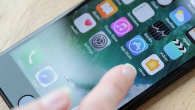 &Pi;ό&tau;&epsilon; &theta;&alpha; &kappa;&upsilon;&kappa;&lambda;&omicron;&phi;&omicron;&rho;ή&sigma;&epsilon;&iota; &tau;&omicron; iPhone 9;