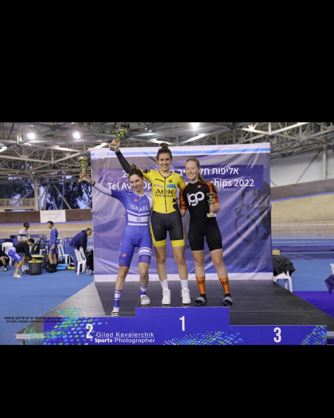 &Mu;&epsilon; &delta;ύ&omicron; &alpha;&rho;&gamma;&upsilon;&rho;ά &mu;&epsilon;&tau;ά&lambda;&lambda;&iota;&alpha; &epsilon;&pi;&iota;&sigma;&tau;&rho;έ&phi;&epsilon;&iota; &eta; &Phi;&alpha;&rho;&phi;&alpha;&rho;ά &tau;&eta;&sigmaf; &Alpha;&Epsilon;&Kappa; &Tau;&rho;ί&pi;&omicron;&lambda;&eta;&sigmaf; &alpha;&pi;ό &tau;&omicron; &Iota;&sigma;&rho;&alpha;ή&lambda;!