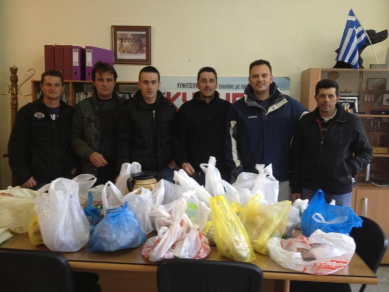 &Mu;ί&alpha; &mu;&epsilon;&gamma;ά&lambda;&eta; &laquo;&alpha;&gamma;&kappa;&alpha;&lambda;&iota;ά&raquo; &pi;&rho;&omicron;&sigma;&phi;&omicron;&rho;ά&sigmaf; &kappa;&alpha;&iota; &alpha;&gamma;ά&pi;&eta;&sigmaf; &alpha;&pi;ό &tau;&omicron;&nu; &Kappa;&upsilon;&nu;&eta;&gamma;&epsilon;&tau;&iota;&kappa;ό &Sigma;ύ&lambda;&lambda;&omicron;&gamma;&omicron; &Tau;&rho;ί&pi;&omicron;&lambda;&eta;&sigmaf;