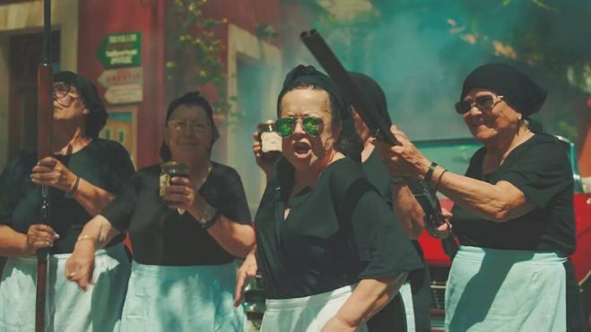 &Gamma;&iota;&alpha;&gamma;&iota;ά&delta;&epsilon;&sigmaf; trappers &gamma;ί&nu;&omicron;&nu;&tau;&alpha;&iota; viral! (vd)